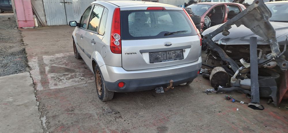 Vând motor 1.3 benzina 2007