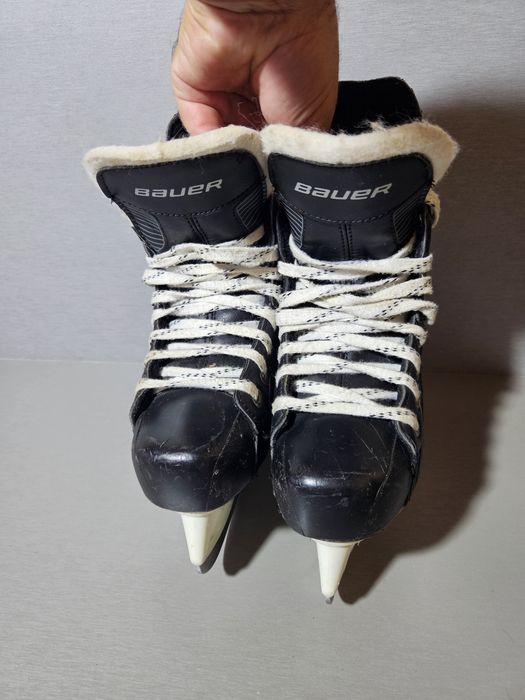 Patine hochei 3003 Bauer , marime 33.5, lungime interioara 21cm.