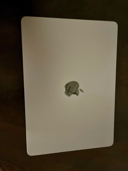 Vând Macbook Air M2, 8 GB, 256 GB, 2022