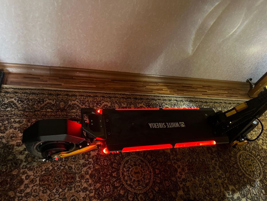 Электро самокат White Siberia Sputnik