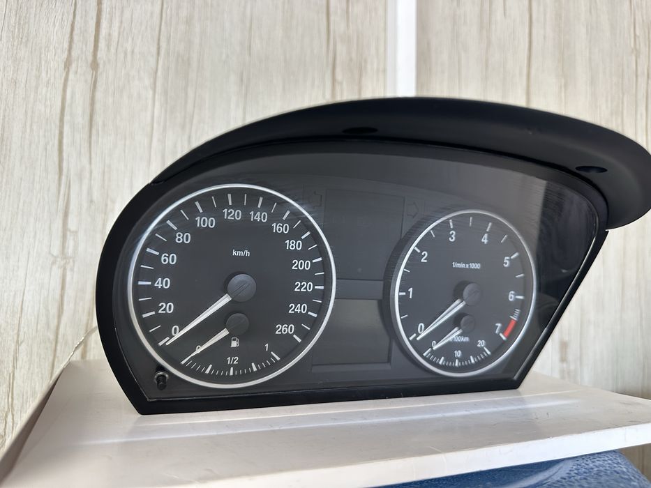 Километраж за BMW E90/E91 бензин преди фейс!