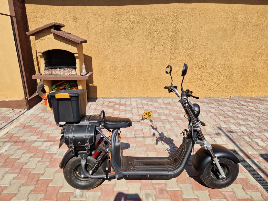 Vând scuter electric 2 baterii