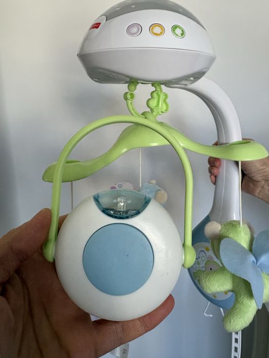 Fisher Price Музикална въртележка за легло МЕЧЕТА-ПЕПЕРУДИ