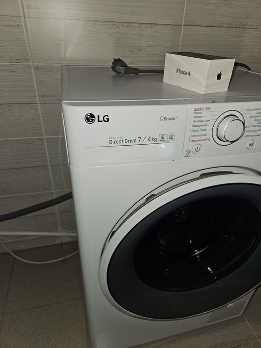 Продам стиральную машину LG