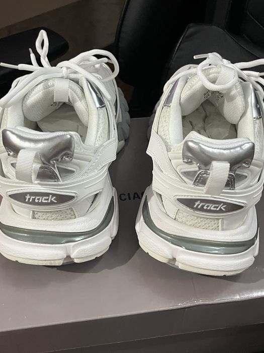 траки balenciaga track