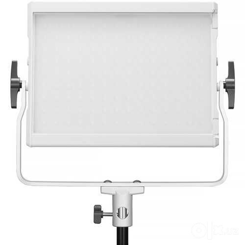 Godox Litemons LP600R. Гарантия, 12 месяцев с момента покупки.