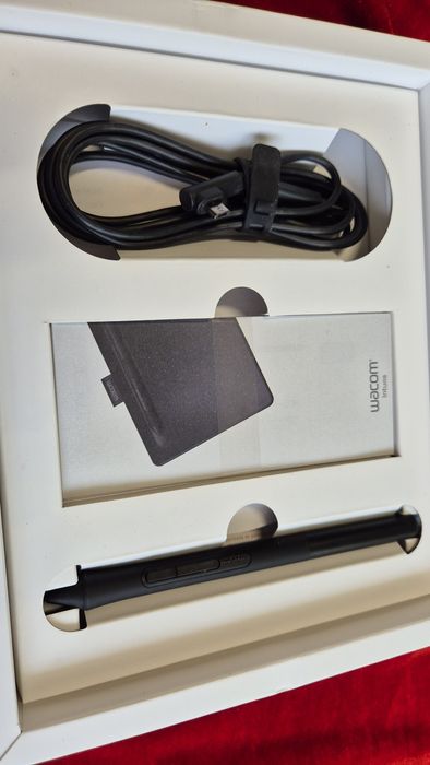 Tableta grafica WACOM Intuos S CTL-4100K-N, negru NOU