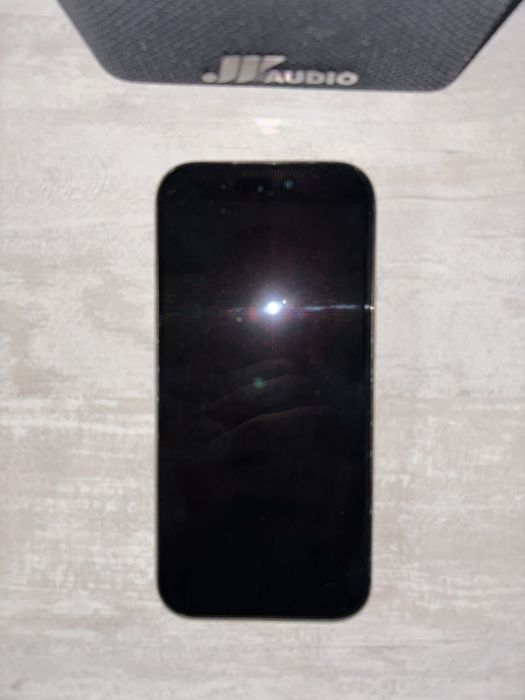 Iphone 16 pro 256gb 82%
