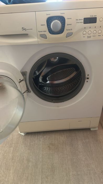 Продам стиральную машину