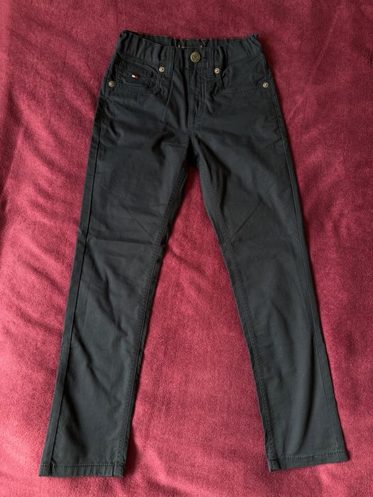 Pantaloni Tommy Hilfiger baiat 8 ani