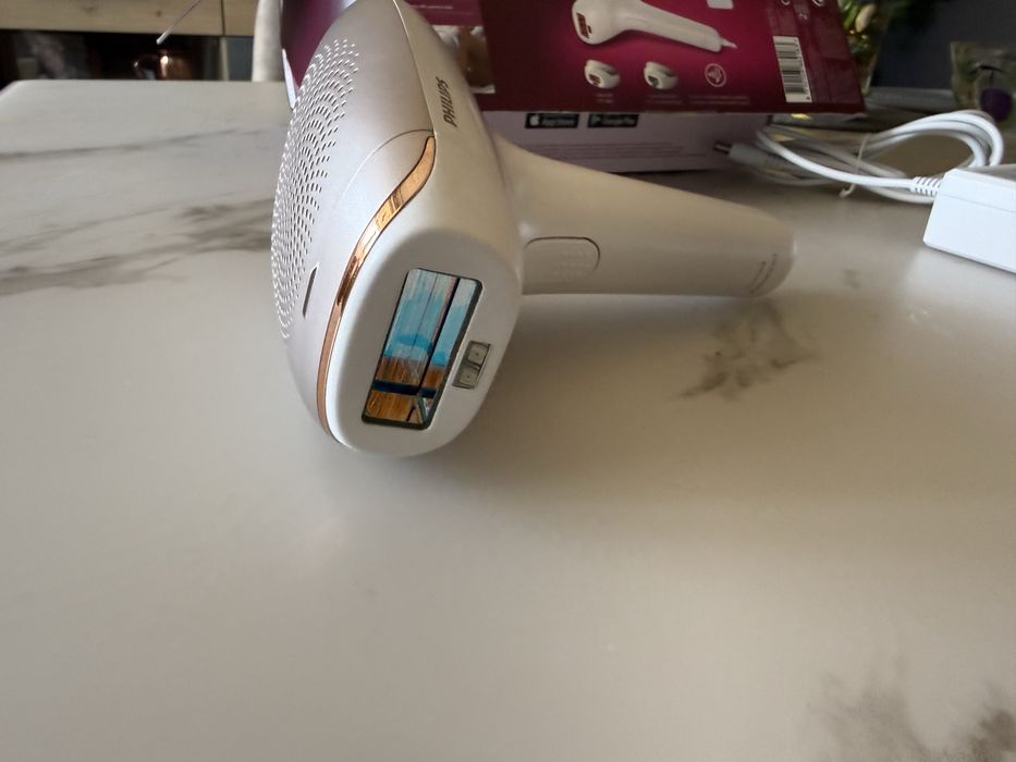 Philips Lumea IPL фотоепилатор