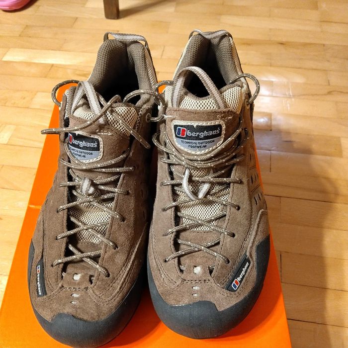 Туристически обувки Berghaus
