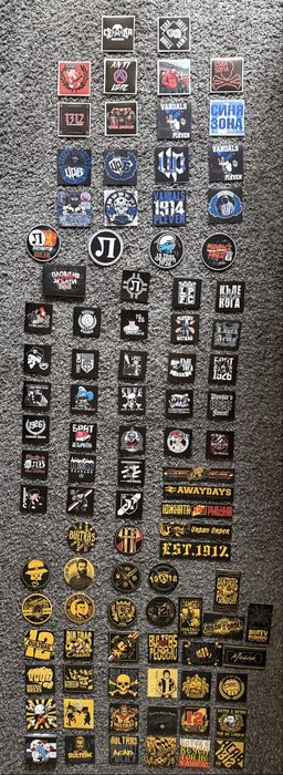 Футболни стикери: Ботев, Локо, ЦСКА и Левски