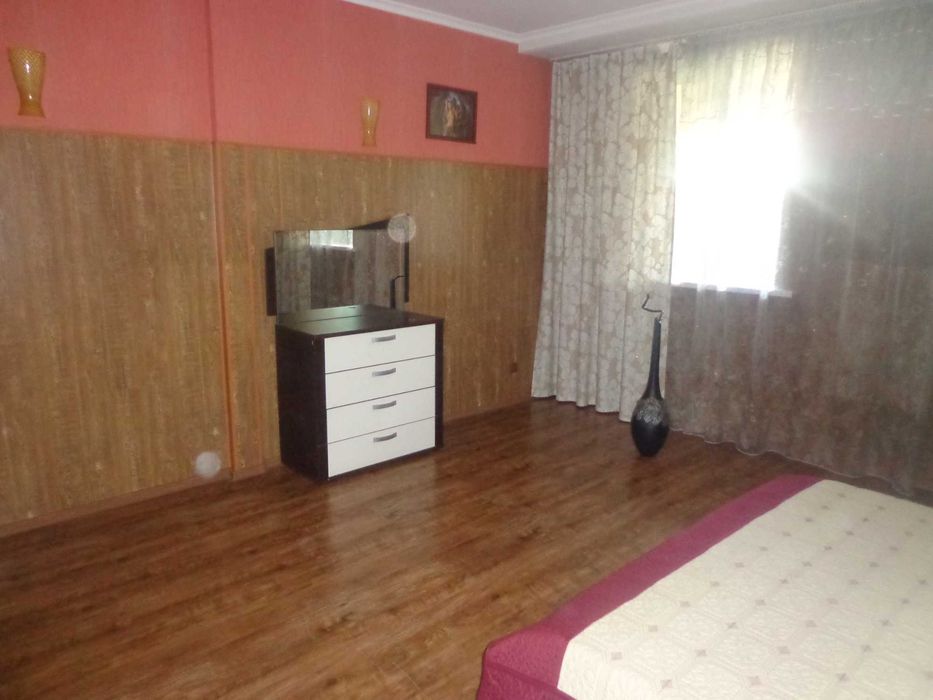 Сдам комнату 25 м в особняке