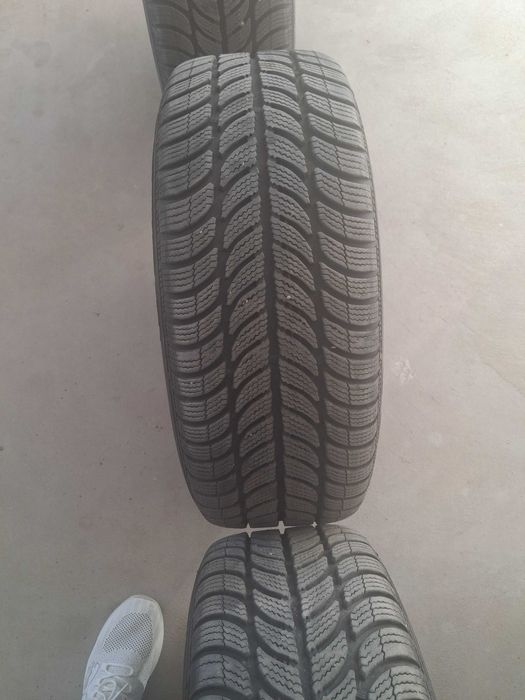 Зимни гуми със джанти 205/55/R16