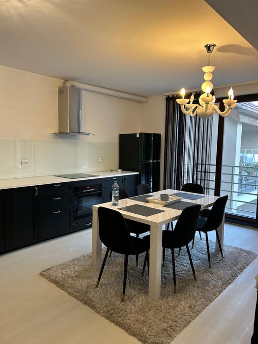 Apartament ULTRA CENTRAL de închiriat Tg. Mureş