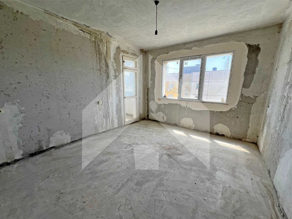 Продава се Четиристаен апартамент в Нови пазар - 113 кв.м за 451 €/кв.м - Снимка #16