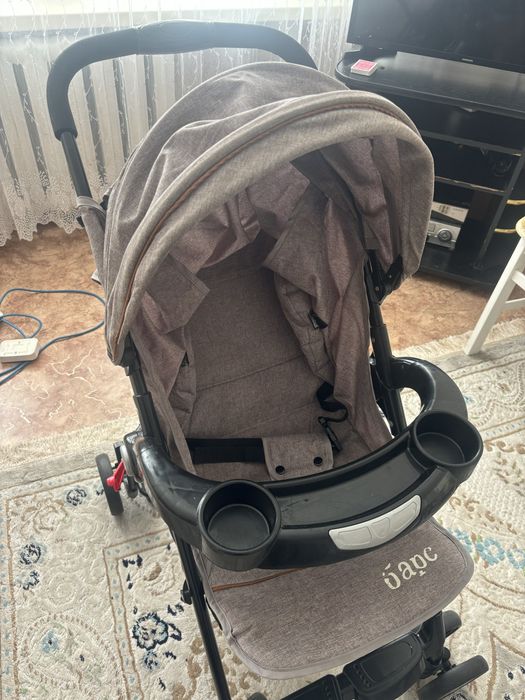 Продам Коляску в хорошем состояние