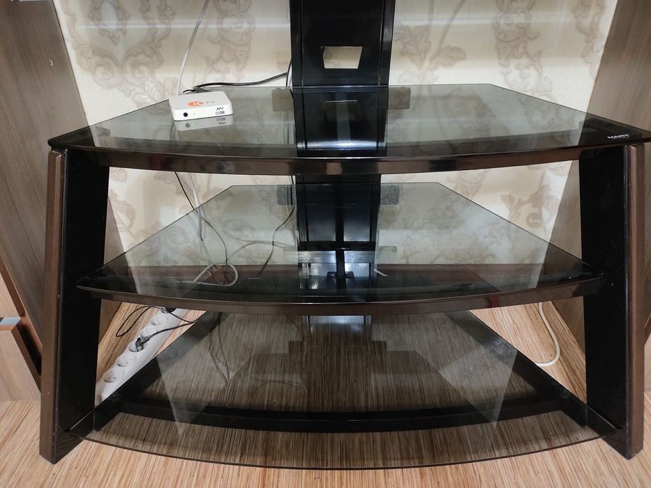 Тумба под телевизор