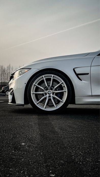 M3 ,f80 1 of 1 Uzbekistan , ideal  holatda