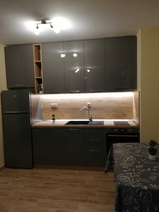 Дава се под наем Двустаен апартамент в София, Света Троица - 57 кв.м за 550 € - Снимка #3