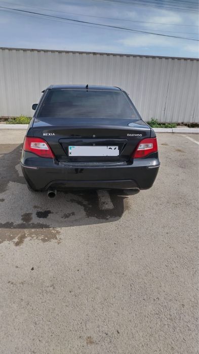 продается nexia машина