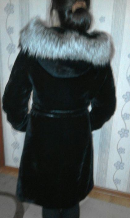 СРОЧНО!!! Продам мутоновую шубу