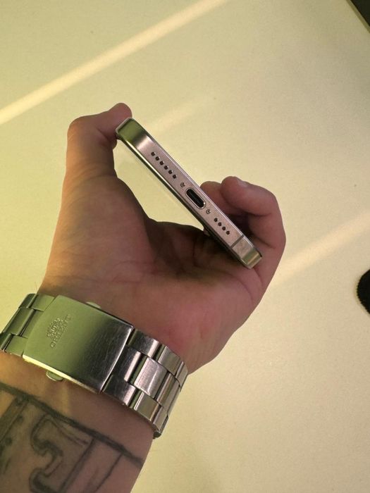 iphone 15 pro max 512gb 90% akb