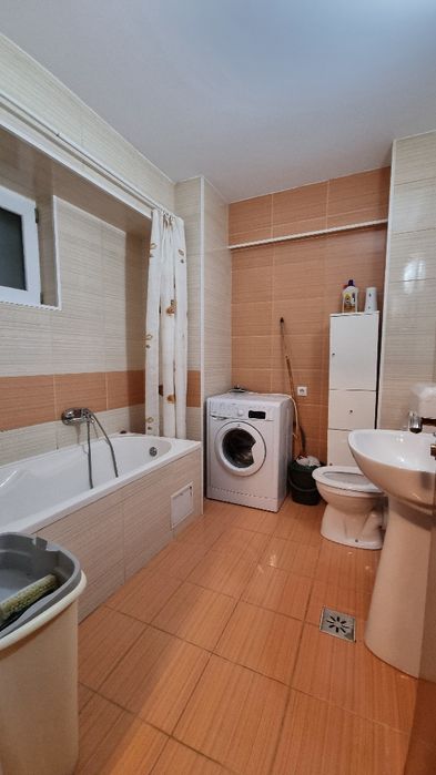 Proprietar. Garsonieră- studio spre închiriere.