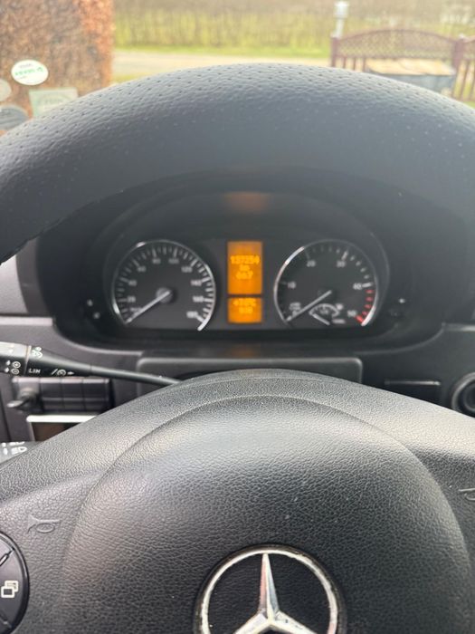 Mercedes Benz Sprinter