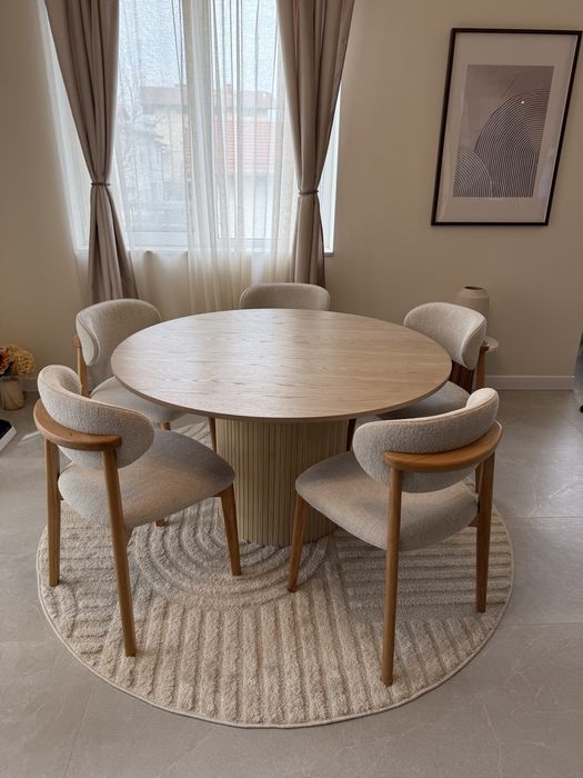 Трапезна маса с 5 стола