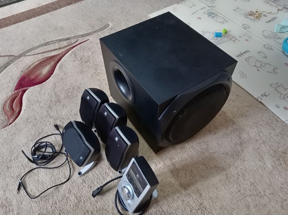 Активная акустика Logitech Z-5500 Digital