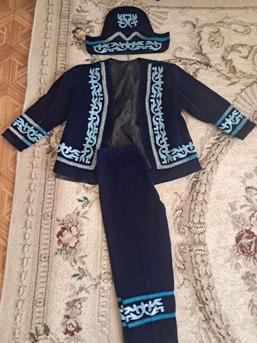 Қазақша киім. Национальная одежда