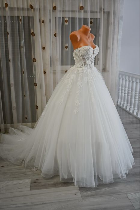 Rochie mireasa  printesa