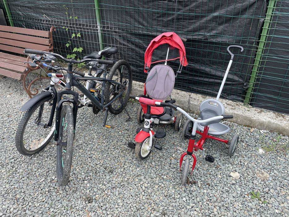 De vanzare biciclete su triciclete