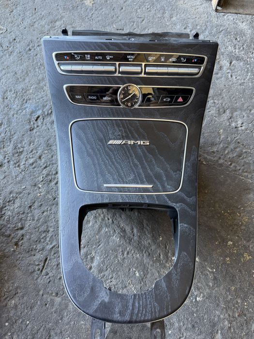 w213 Средна конзола Махагон/ Мерцедес Е На части