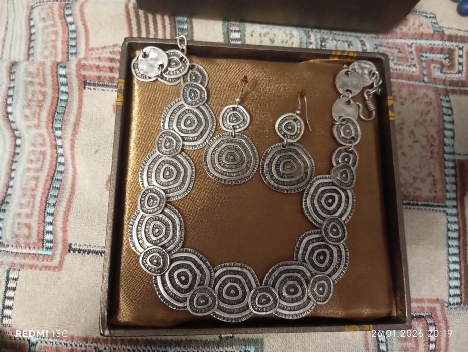 Подвеска и серьги