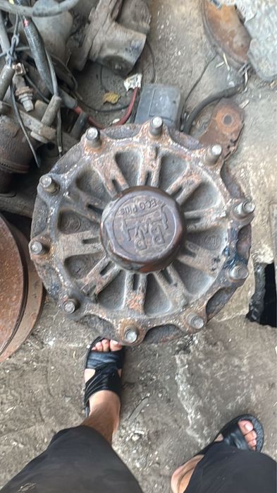 Запчасти на прицепы