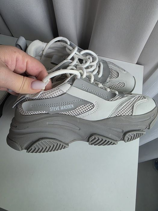 Adidasi Steve Madden,marimea 33