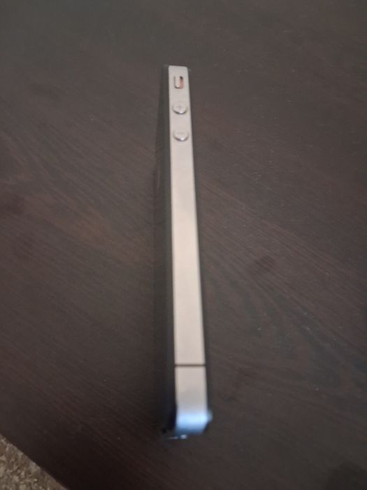iPhone 5C и iPhone 4 за части