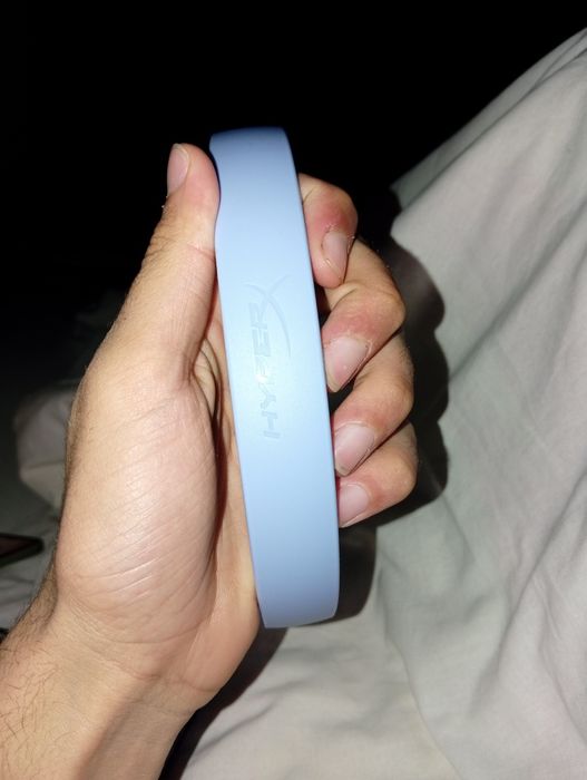 Vând căști hyper x