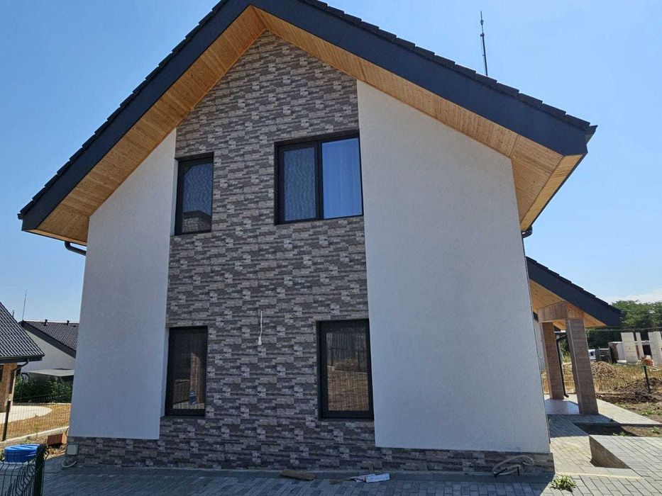 Продава се Къща в с. Звездица, Област Варна - 158 кв.м за 1450 €/кв.м - Снимка #4
