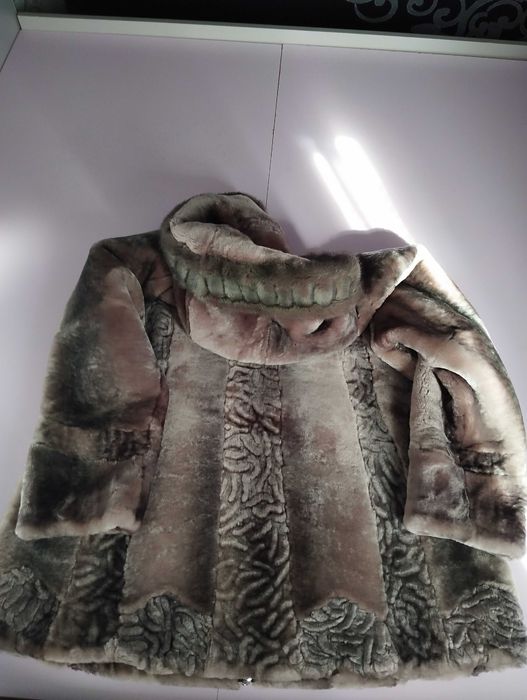 Шуба натуральная мутон, норка