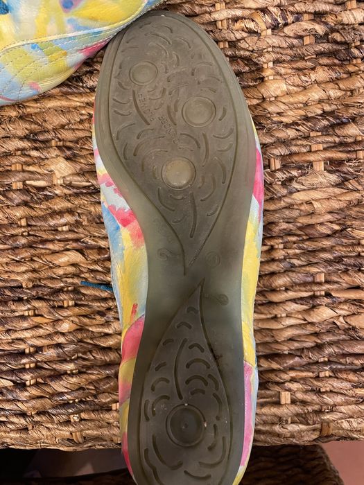 Pantofi colorati piele.