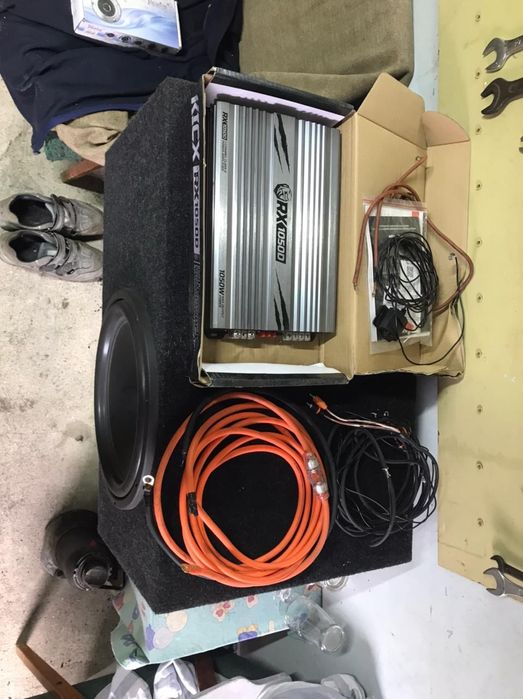 Продам сабвуфер,