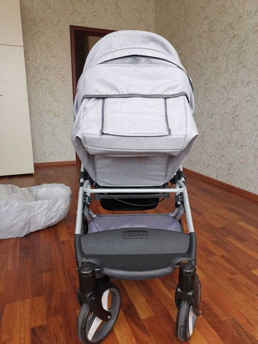 Продам детскую коляску 2 в 1