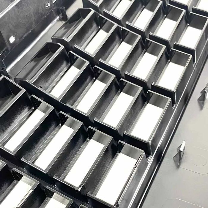 Решетка без емблема за Audi A3 (2003-2008) - S3 стил черна