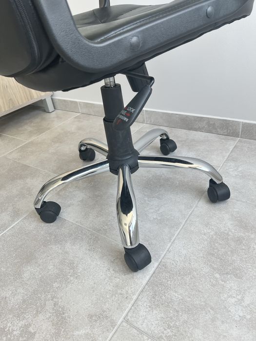 Офис стол, Carmen, черен