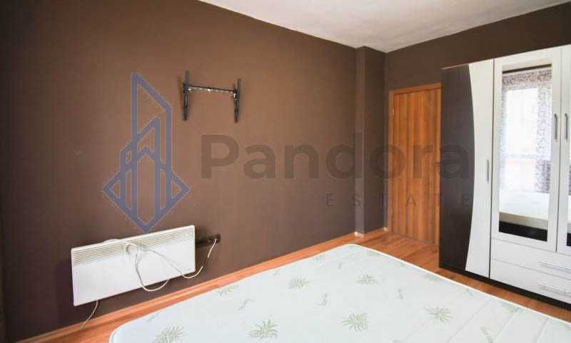 Дава се под наем Тристаен апартамент в София, Гоце Делчев - 105 кв.м за 680 € - Снимка #7