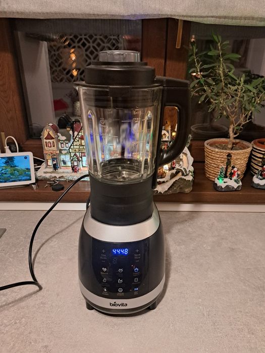Blender cu încălzire Biovita TermoBlend Pro